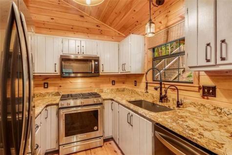 593 Goldmine Drive Ellijay GA 30536